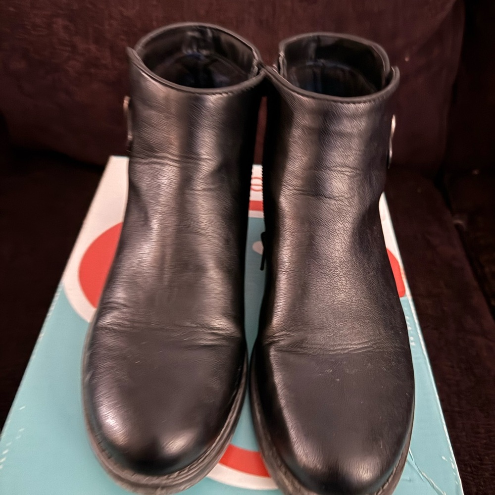 BareTraps Black Leather Women's Ankle Booties
